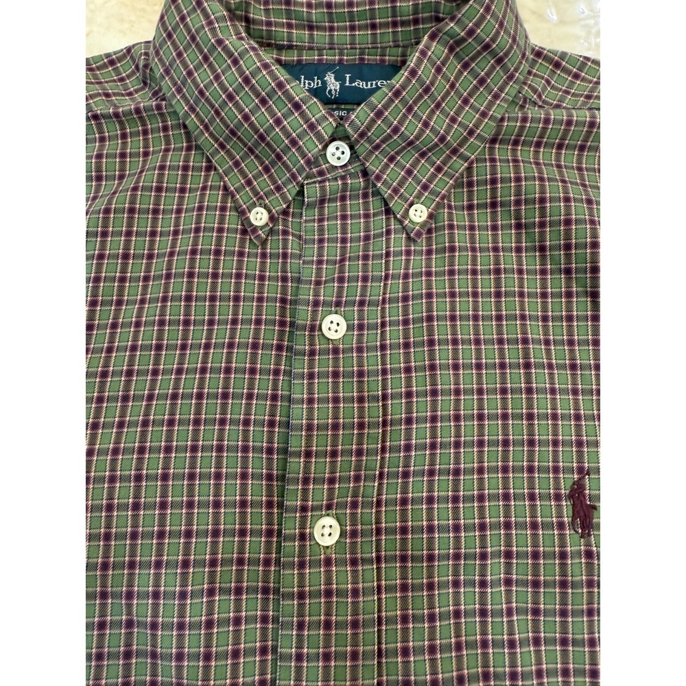 Ralph Lauren Classic Fit Burgundy Green Plaid Button Down Size Medium - Picture 1 of 6